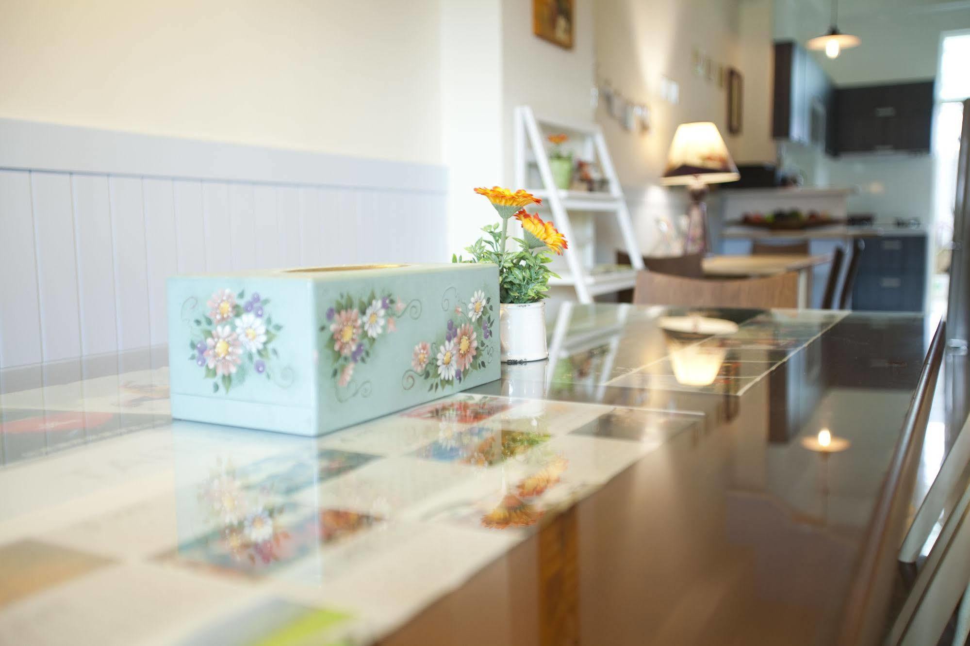Blue Cotton Candy B&B Taitung Exterior photo